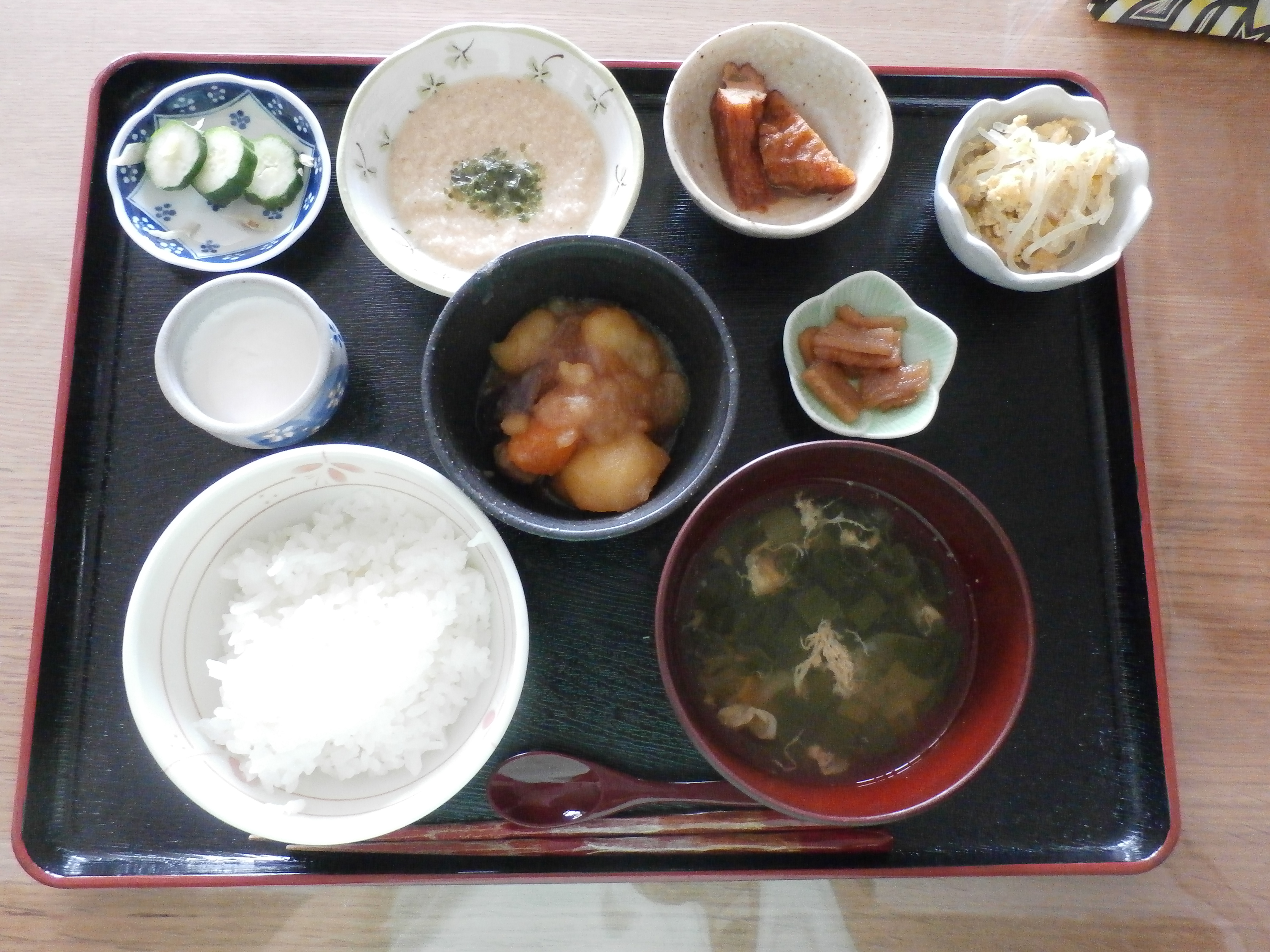 ８月１０日(木)昼食メニュー